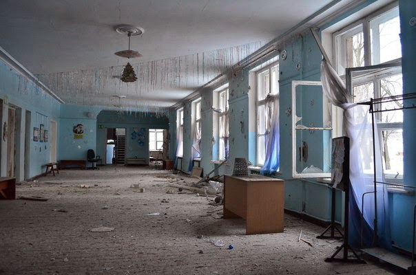 Последствия артобстрелов школ