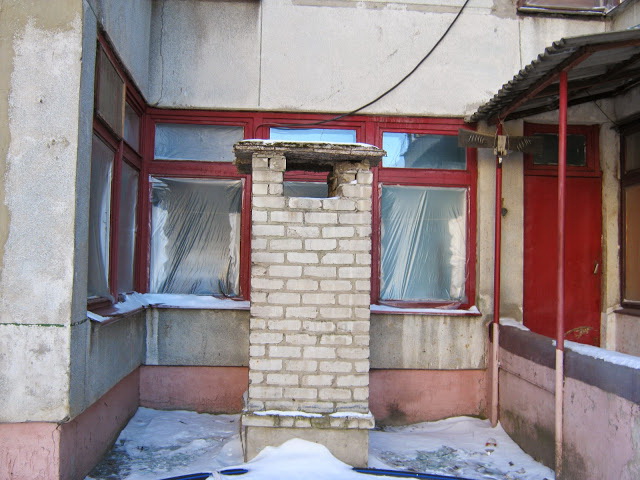 Последствия артобстрелов школ