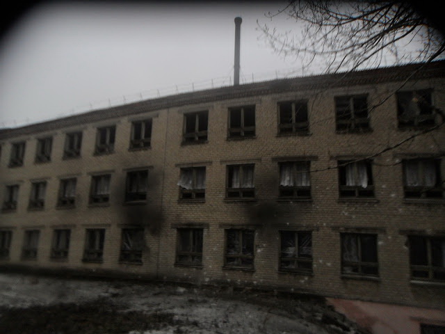 Последствия артобстрелов школ