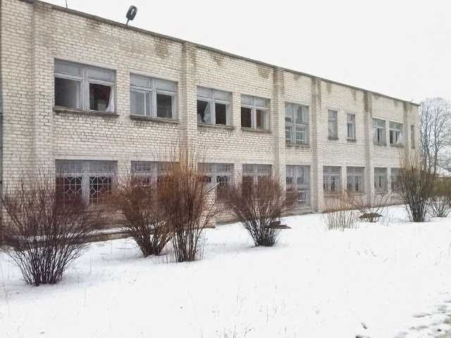 Последствия артобстрелов школ