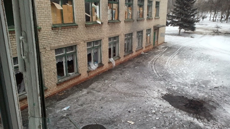 Последствия артобстрелов школ