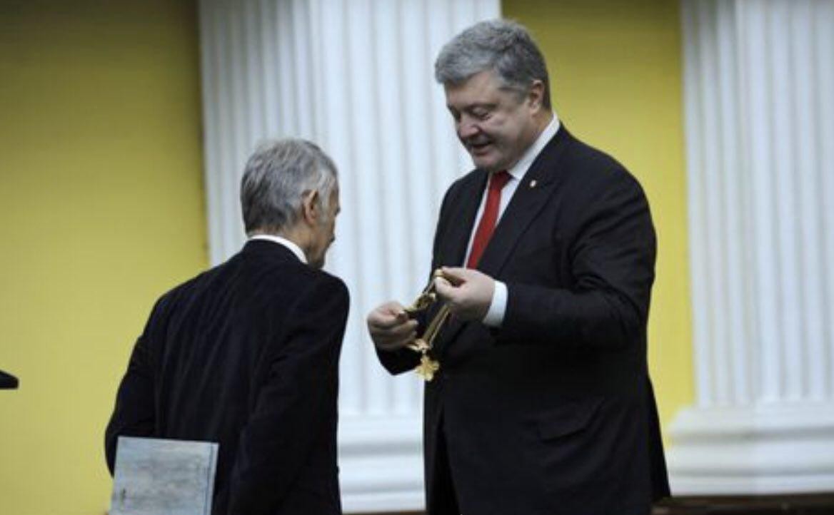 Порошенко