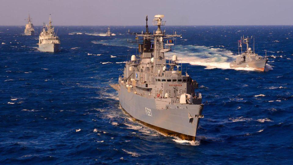 Море Море