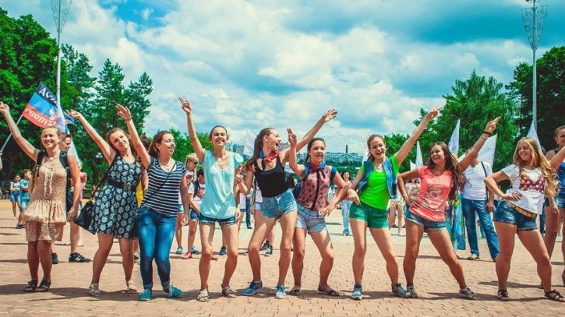 Флешмоб в Донецке Флешмоб в Донецке