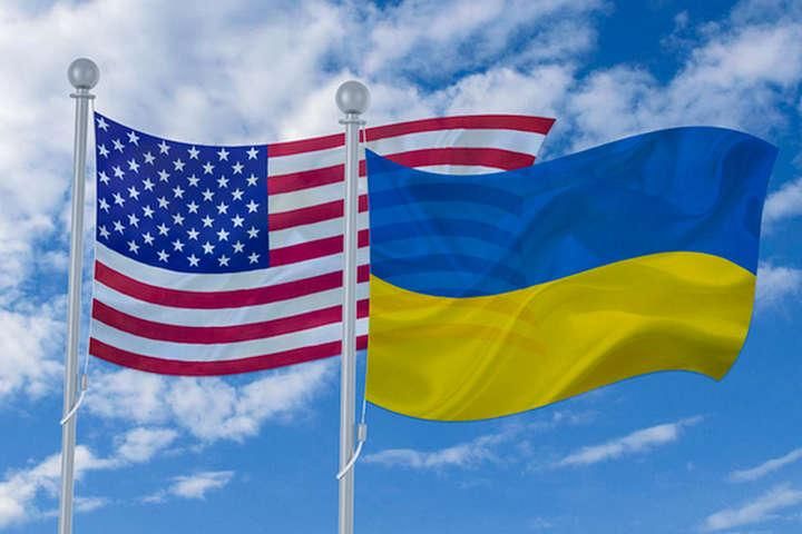 Флаги  Украины и США