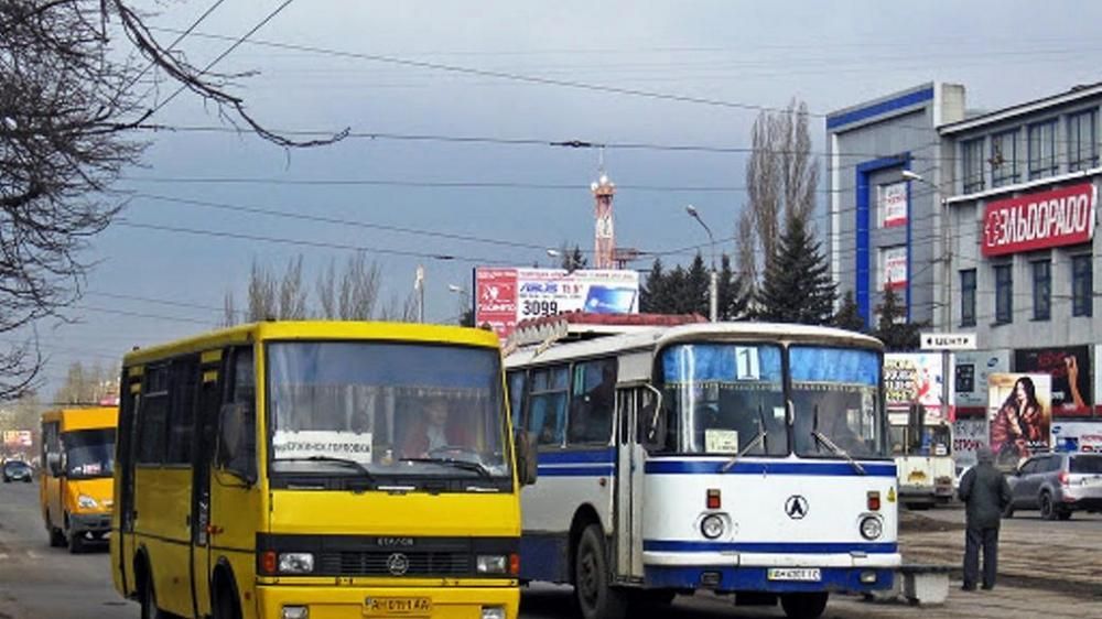 Вслед за подорожанием проезда в городском транспорте ДНР выросла стоимость частных перевозок
