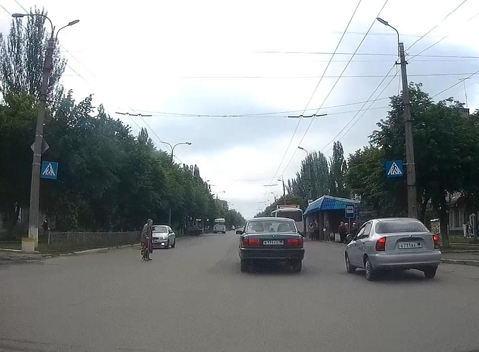 Наглый водитель Наглый водитель