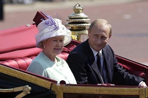 Владимир Путин и Королева Елизавета II Владимир Путин и Королева Елизавета II