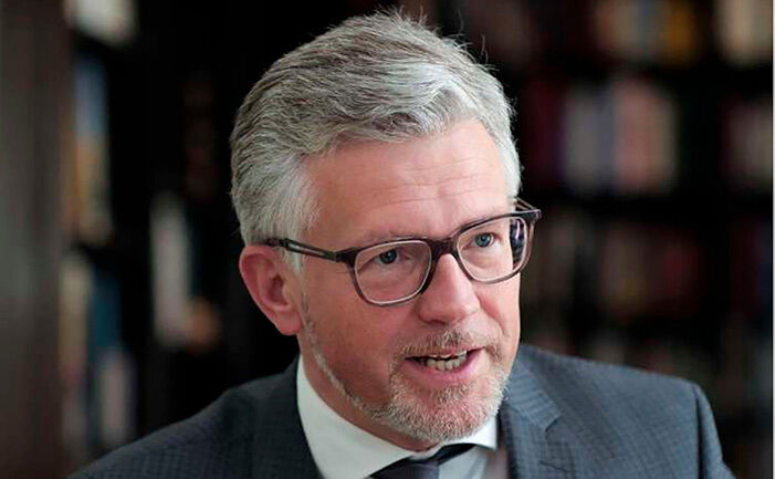 Андрей Мельник