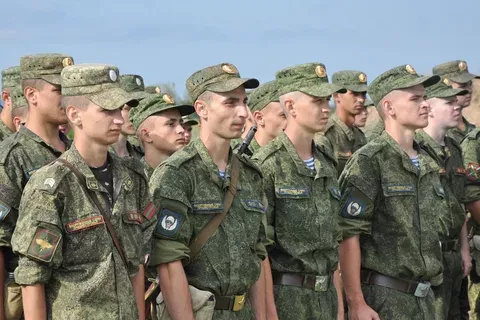 Солдаты