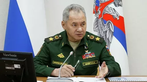 Министр обороны РФ