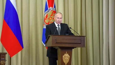 Владимир Путин