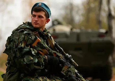 Солдаты