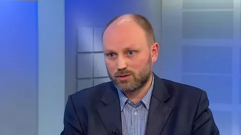 Владимир Рогов
