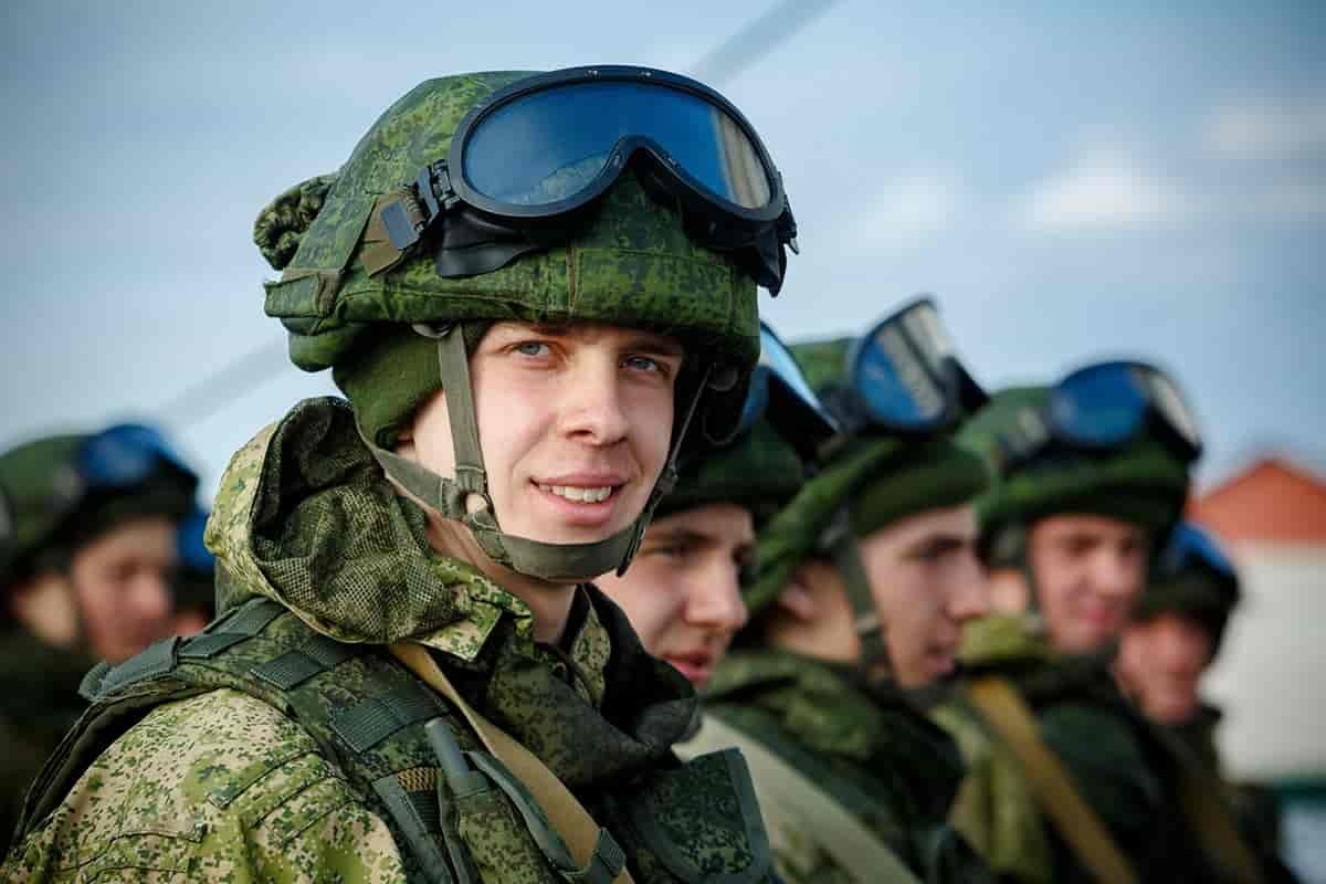 Солдаты
