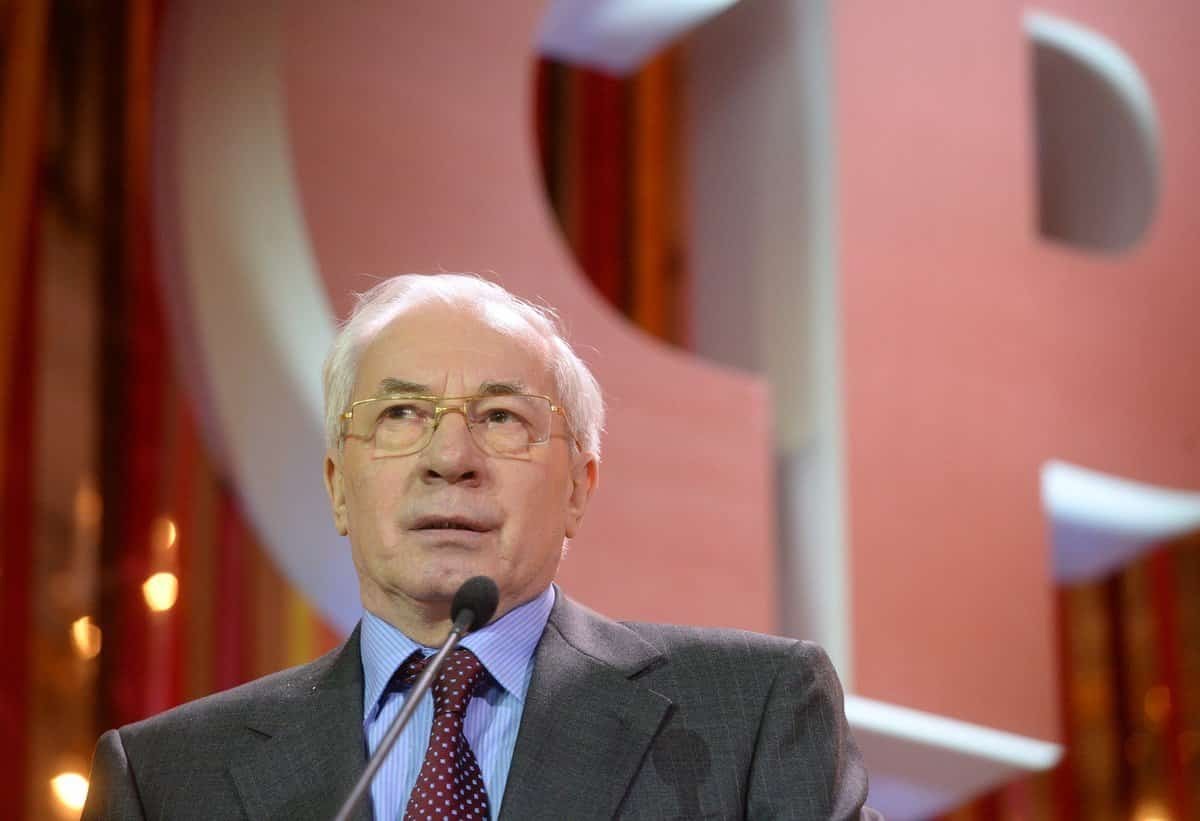 Николай Азаров