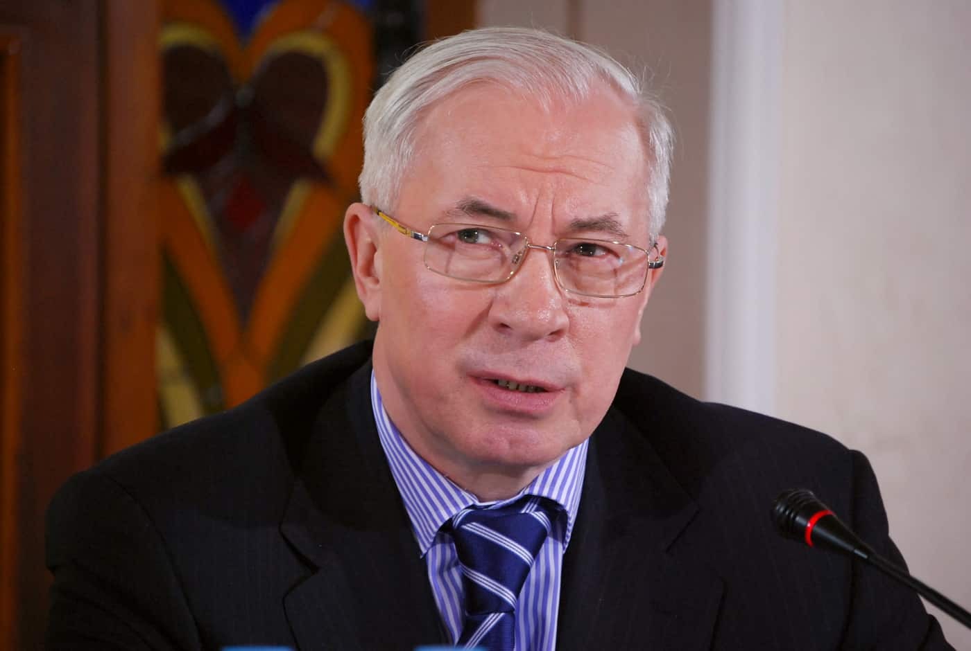 Николай Азаров