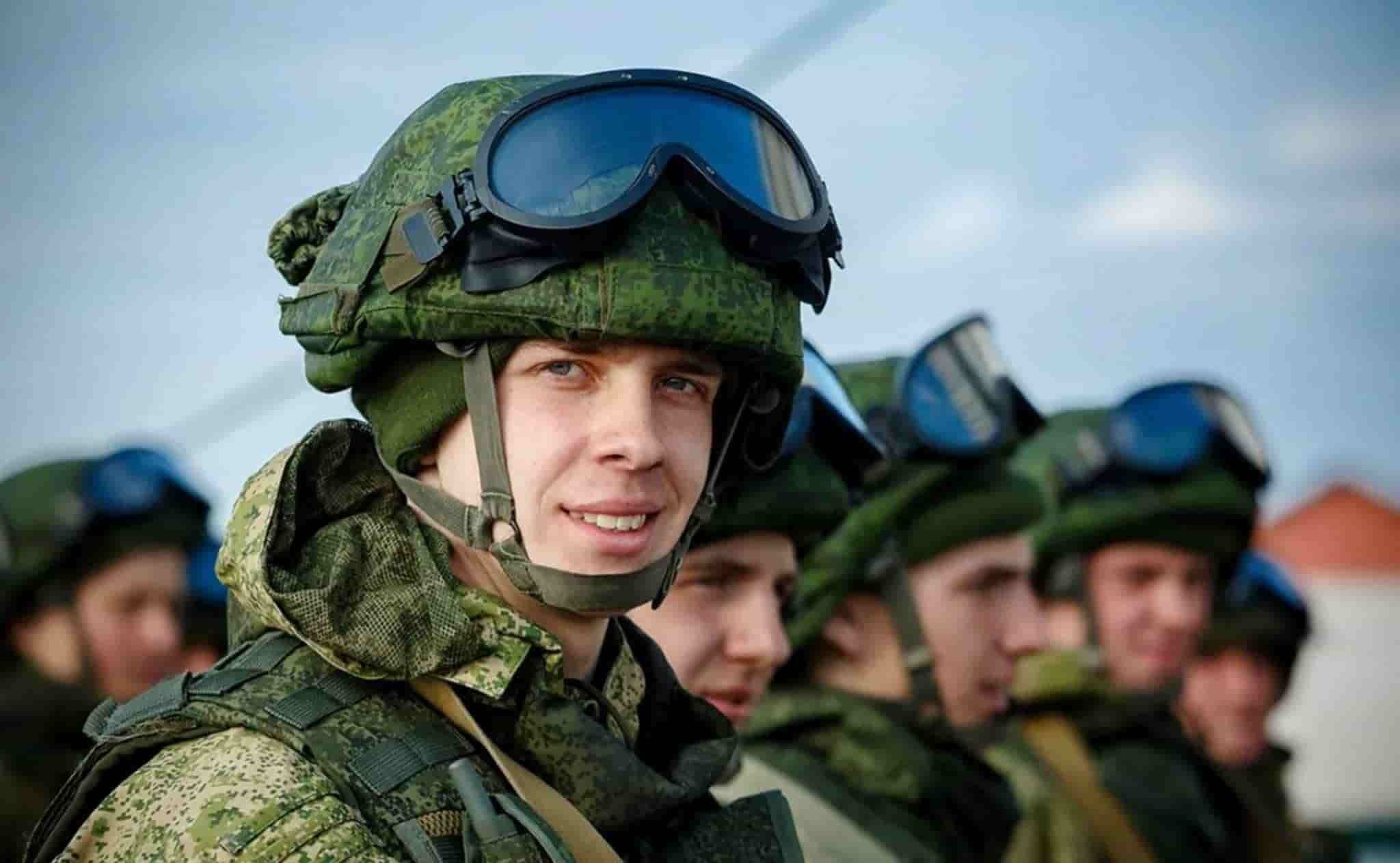 Солдаты