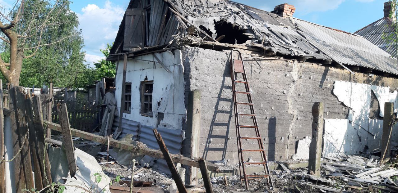 ВСУ разбомбили дом в Горловке