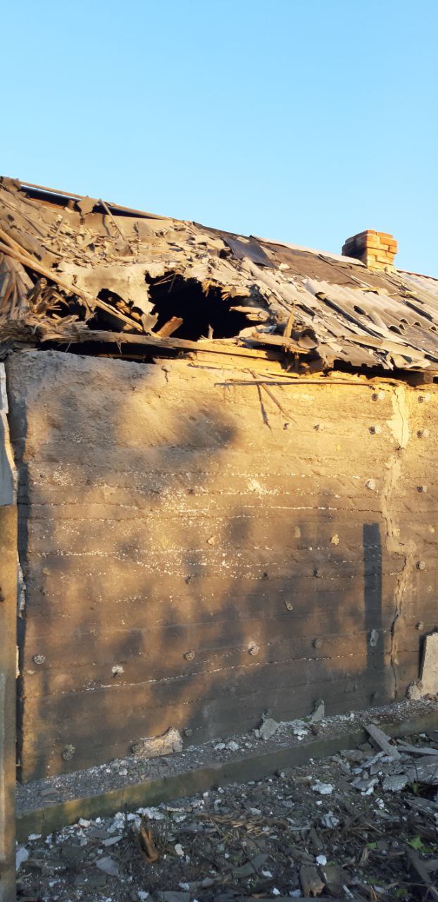 ВСУ разбомбили дом в Горловке