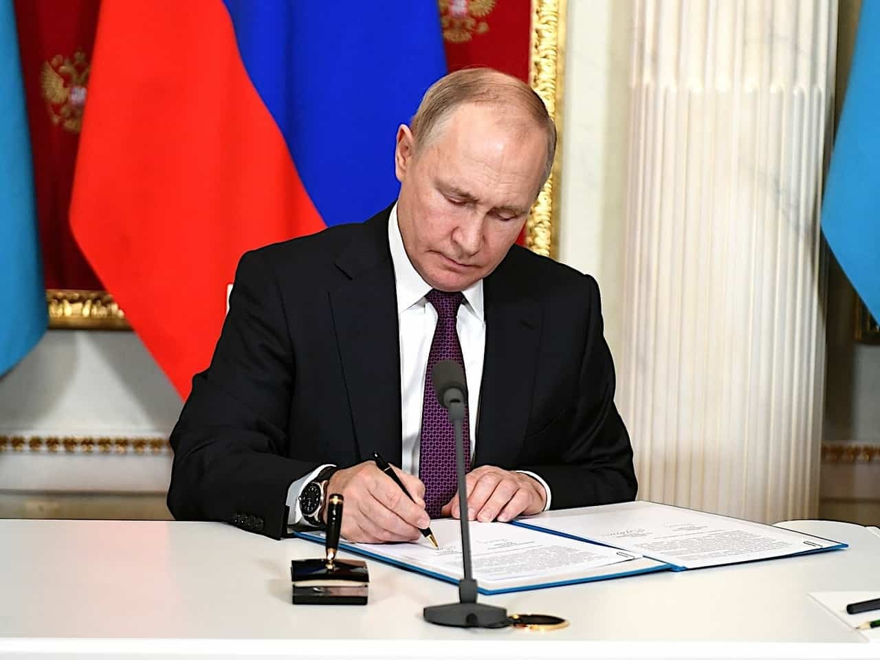 Путин
