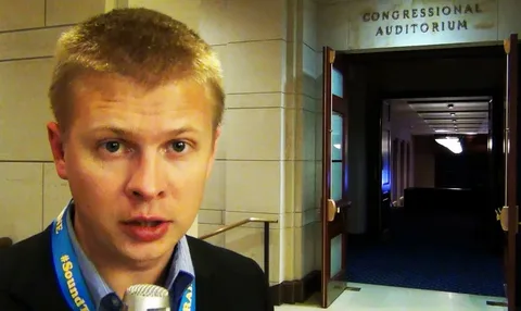 Ростислав Шапошников