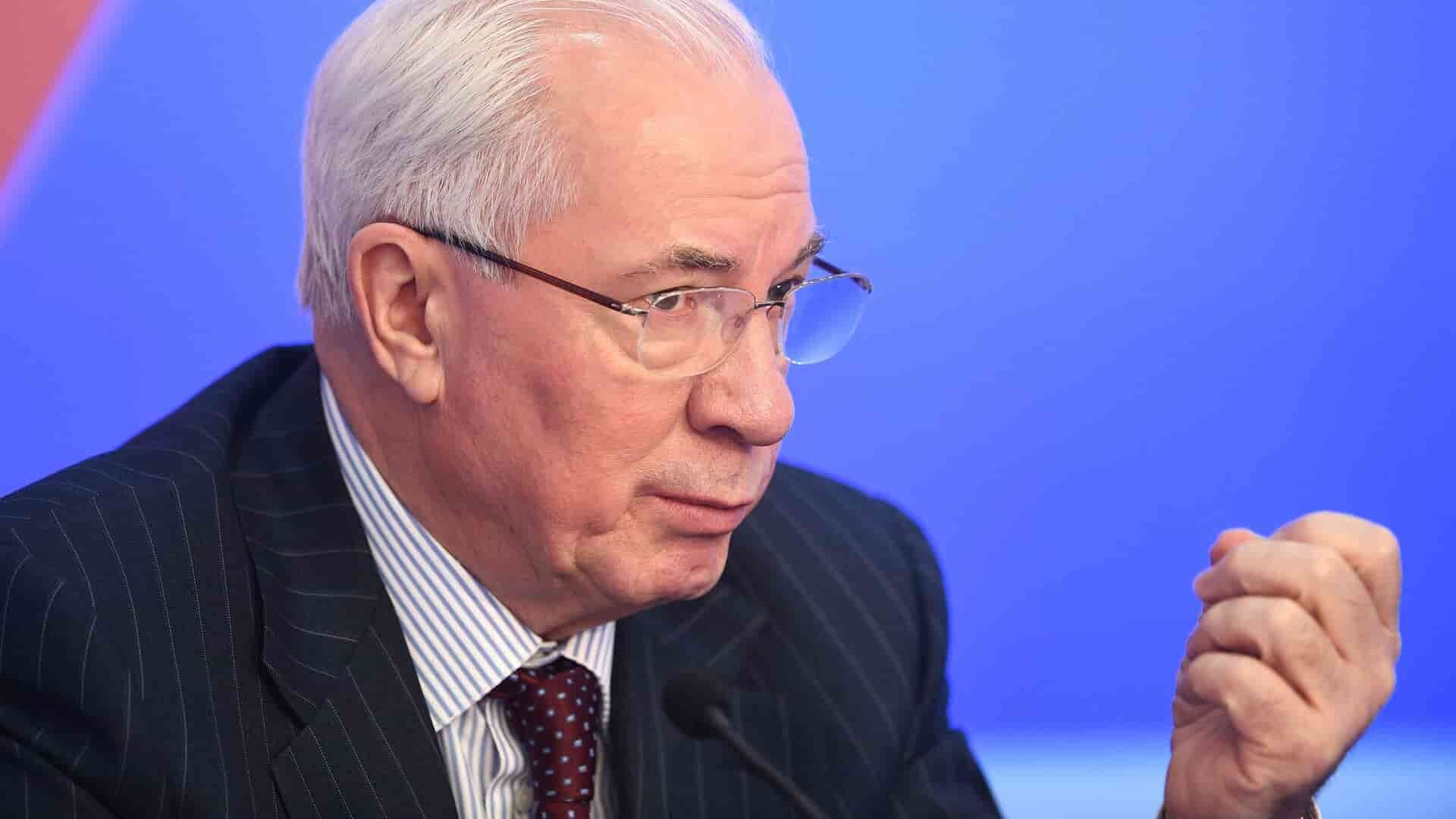 Николай Азаров