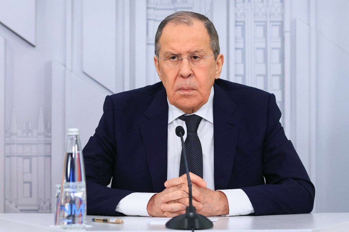 Лавров