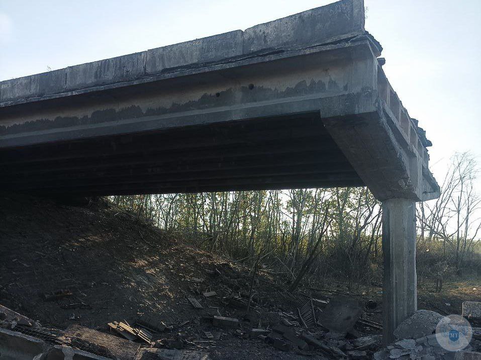Мост разрушенный