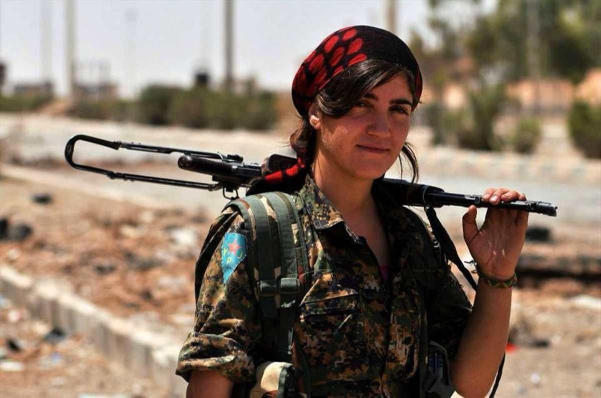 Курдская женщина