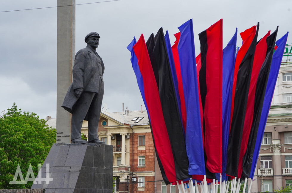 Памятник