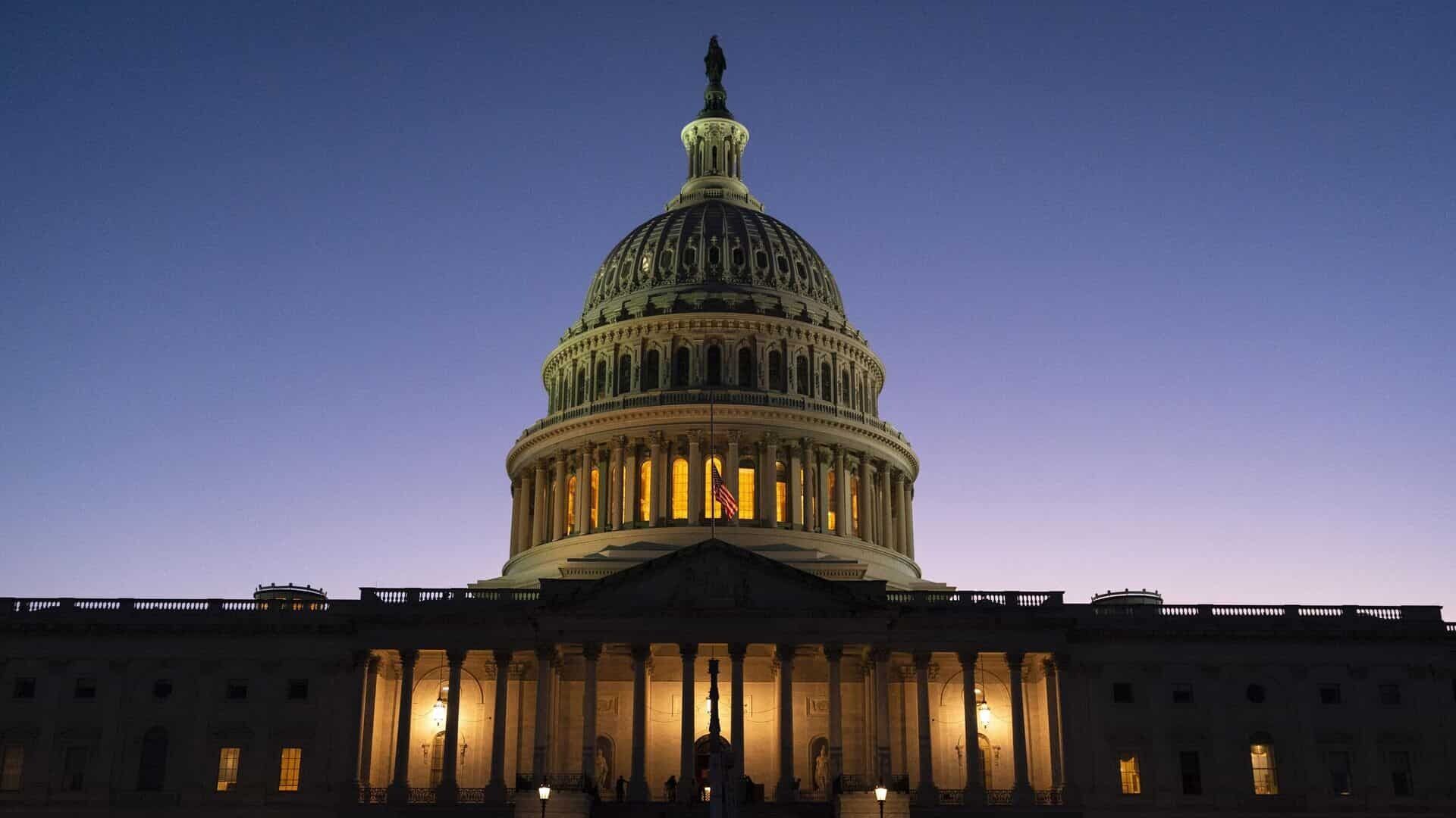 США