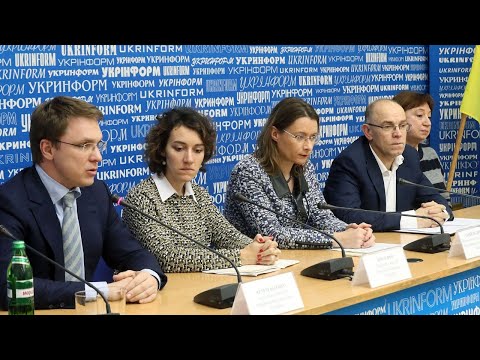 Николай Азаров