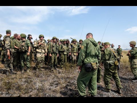 Военнослужащие Военнослужащие